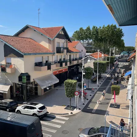 Situation Exceptionnelle Proche Plage, Menage Et Draps Compris Apartment