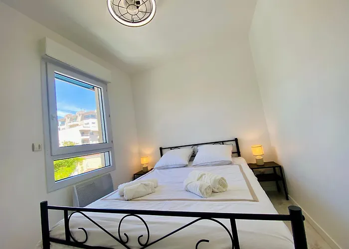 Situation Exceptionnelle Proche Plage, Menage Et Draps Compris *