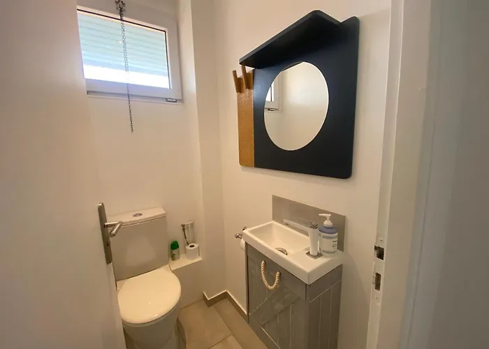 Apartment Situation Exceptionnelle Proche Plage, Menage Et Draps Compris